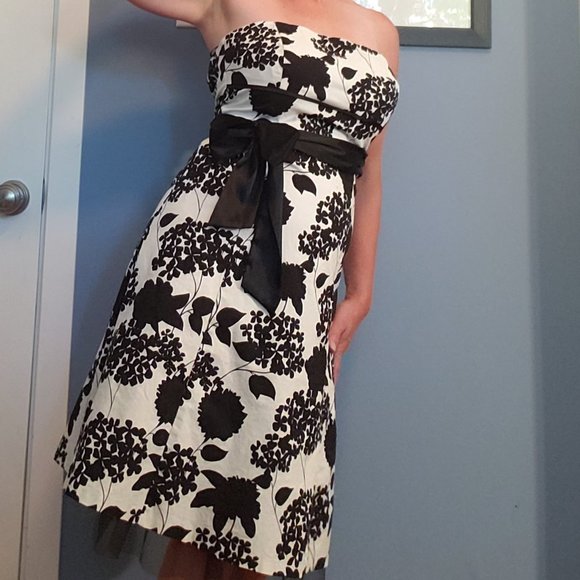 Le Chateau Strapless A-Line Dress - Picture 1 of 5